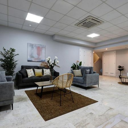 Hostal 37 Estepona Ngoại thất bức ảnh