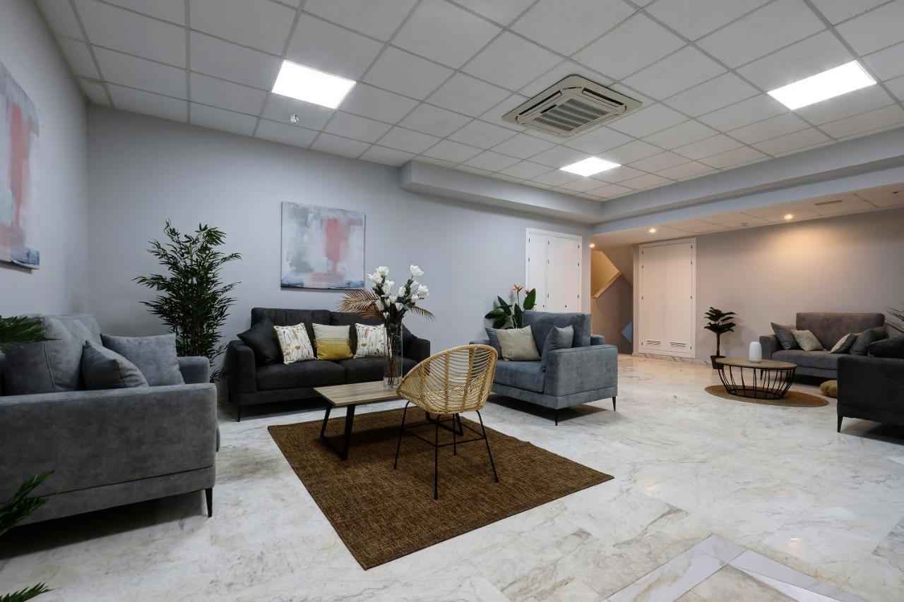 Hostal 37 Estepona Ngoại thất bức ảnh