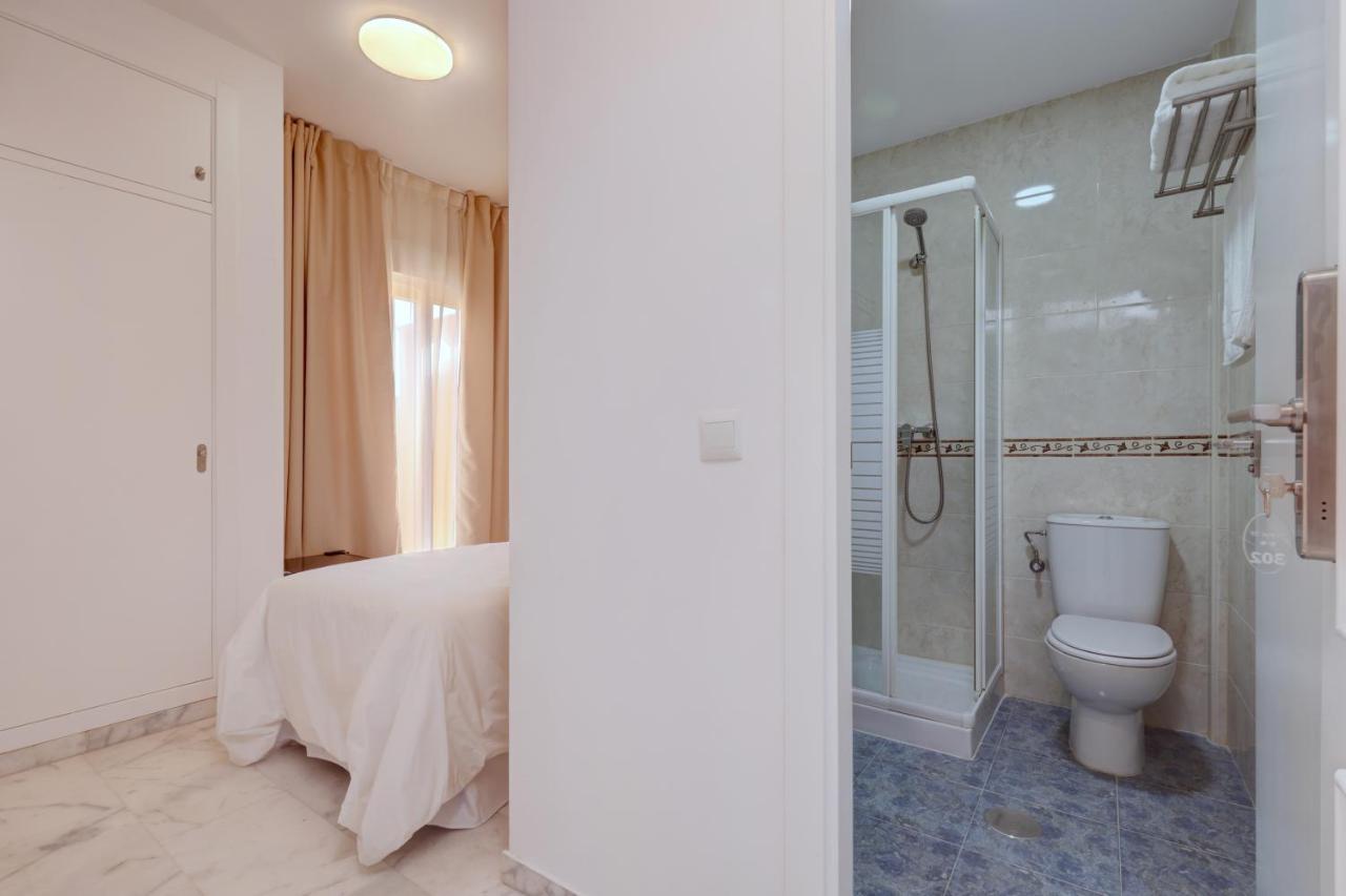 Hostal 37 Estepona Ngoại thất bức ảnh