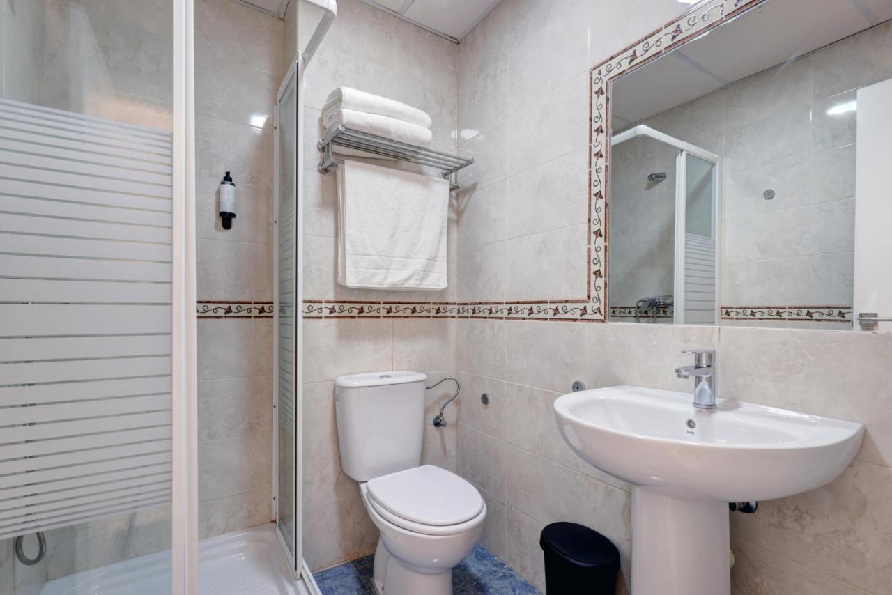 Hostal 37 Estepona Ngoại thất bức ảnh